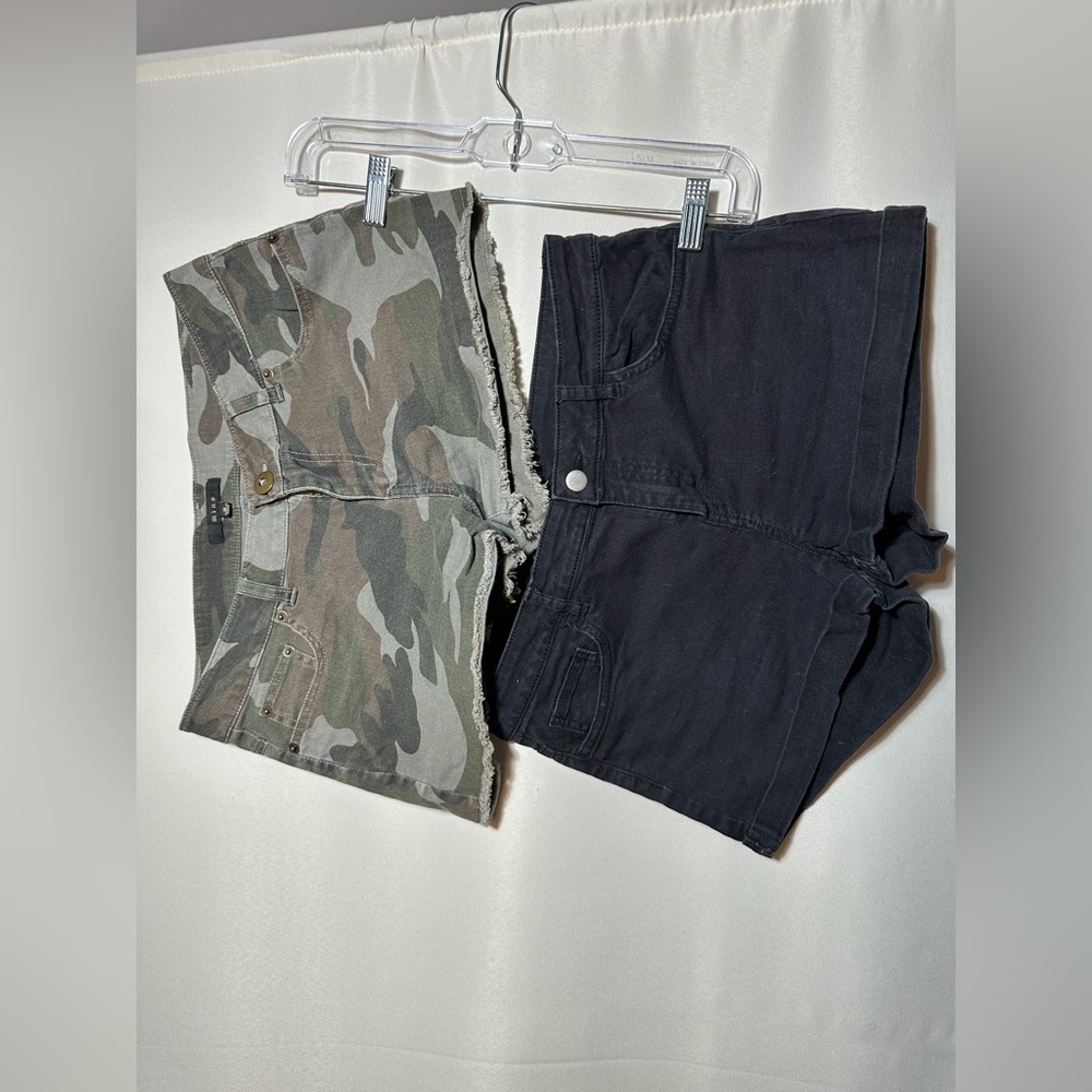 Woman’s Shorts Bundle Size Medium